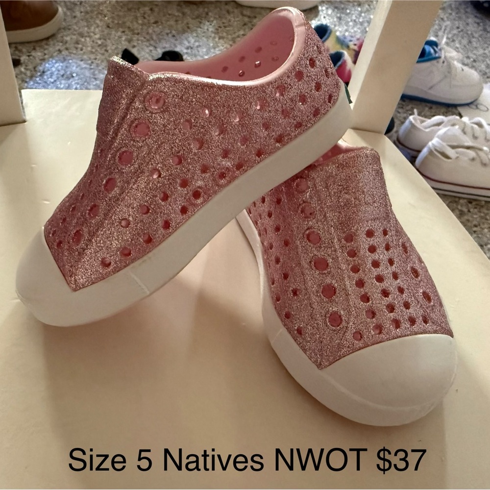 Native Jefferson Pink Glitter Shoes